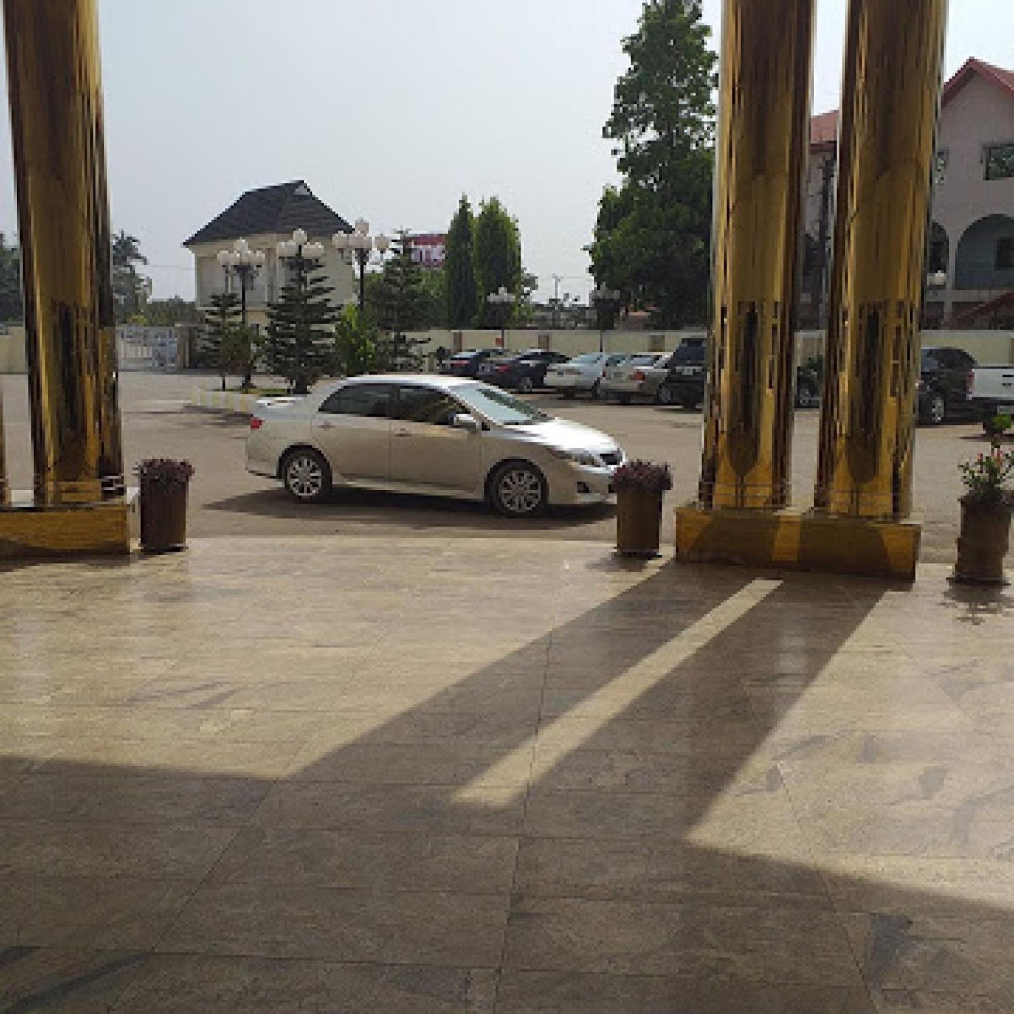 Room In Bb - Immaculate Royal International Hotel Owerri Exterior foto